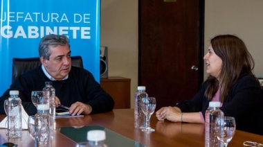 Becerra recibió a las nuevas autoridades del Consulado de Chile en Ushuaia