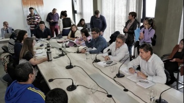 La Asociación de Taxis solicitó llevar de 10 a 13 años la antigüedad de los vehículos afectados al servicio