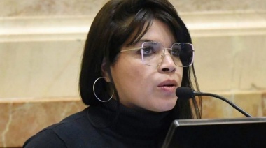 Dure: “Milei quiere a los argentinos y argentinas de rodillas ante los ingleses”