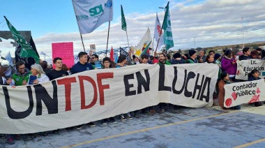 Docentes universitarios de Tierra del Fuego adhieren al paro nacional por 48 horas