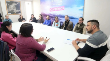 Vuoto recibió a docentes y directivos de las escuelas experimentales municipales