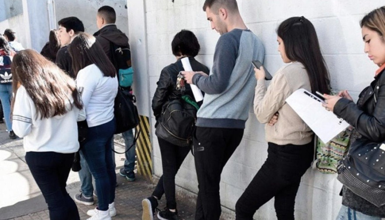 Desempleo: Un tercio de las empresas prevé reducir puestos de trabajo en lo que resta del año