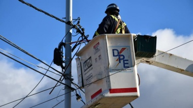 Mientras Nación congela tarifas de servicios públicos, la DPE aumentó el alumbrado público