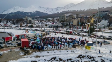 Marcha en apoyo a Cristina: Miles de fueguinos desafiaron el frío y la nieve