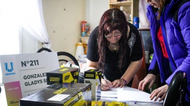 La Municipalidad de ushuaia entregó herramientas a emprendedoras de la ciudad