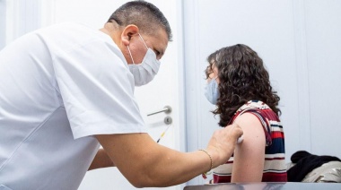 Se comienzan a aplicar vacunas bivalentes contra Covid-19 en la Provincia