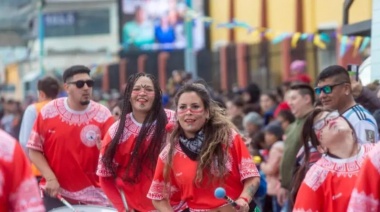 Ushuaia: Multitudinaria participación de los vecinos en los festejos del carnaval