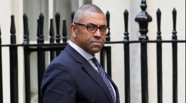 Carmona cruzó al ministro británico Cleverly sobre el "pretendido" referéndum en Islas Malvinas