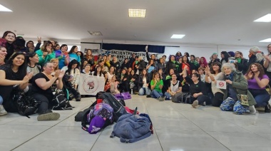 Mujeres, Lesbianas, Travestis, Trans y No Binaries advierten sobre el avance de la derecha en Argentina