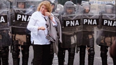 Freites, Yutrovic y otros diputados de UxP denunciaron a Bullrich por la represión en el Congreso