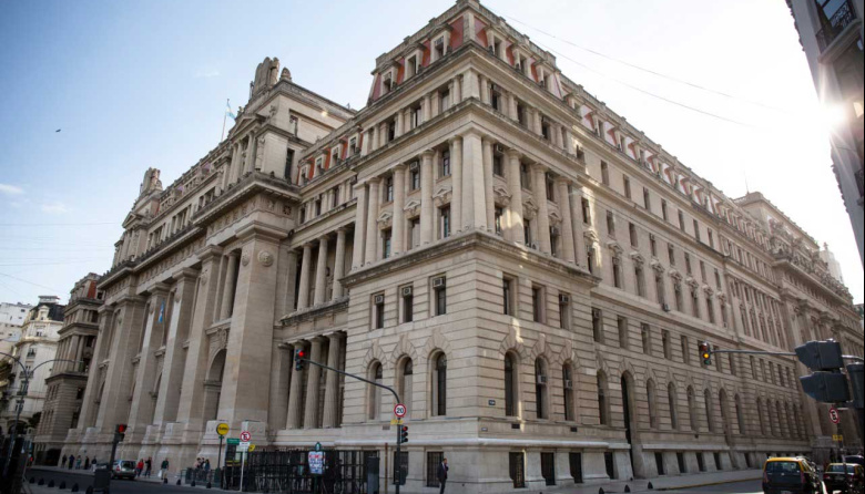 El Juzgado Federal de Ushuaia se declaró incompetente y giró a la Corte Suprema el conflicto por la intervención del Puerto de Ushuaia