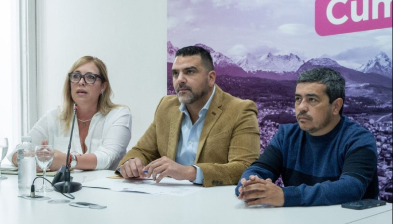 Ushuaia se asocia con la unidad tecnológica de la UBA para planificar su desarrollo