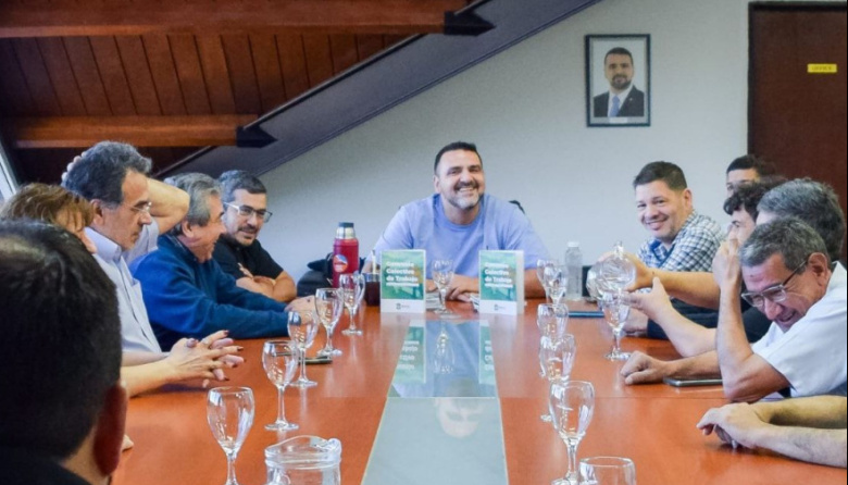 Ushuaia formalizó su Convenio Colectivo de Trabajo para empleados municipales