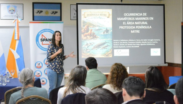 Promueven el conocimiento científico como base para proteger Península Mitre