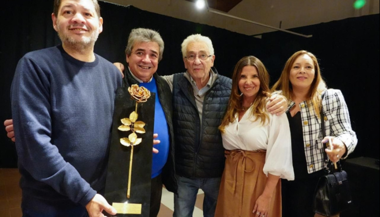 Ushuaia recibió la “Rosa por la Paz”, una obra que resignifica la memoria de Malvinas