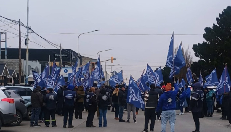 ATE y ATSA fueron convocados a paritarias en medio del conflicto salarial