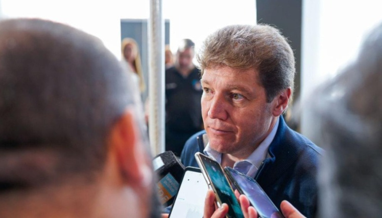 Melella vetó la ley de coparticipación automática a municipios