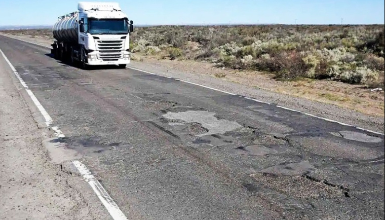 Avanzan denuncias contra el Ejecutivo por destinar fondos de obras viales a la especulación financiera