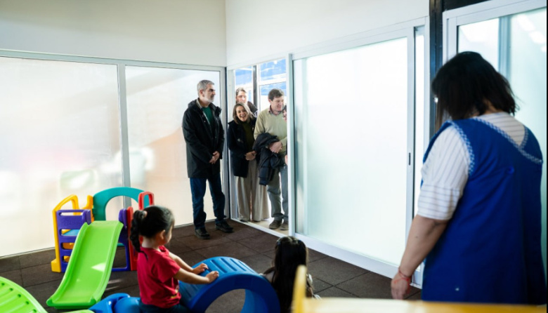 Melella recorrió las instalaciones del nuevo Centro de Desarrollo Infantil del barrio Kaupén