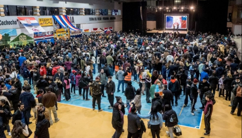 Más de diez mil personas disfrutaron de la XXIV Fiesta de las Colectividades