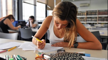Las mujeres son más del 60% de ingresantes, pero ocupan sólo el 16% de los rectorados