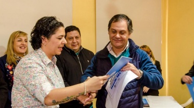 La Municipalidad de Ushuaia entregó 15 nuevas licencias de remis