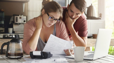 El estrés económico alcanza a casi la mitad de los argentinos, según un informe privado