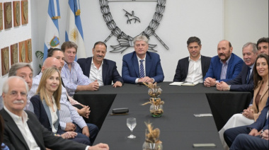 Melella junto a gobernadores peronistas se reunieron para rechazar las reformas de Milei