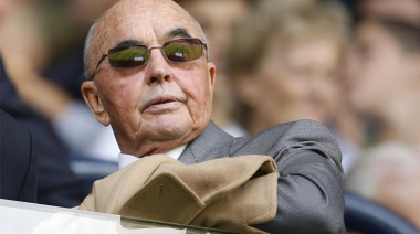 Joe Lewis construye un bunker en Lago Escondido