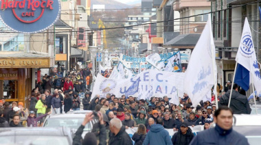 “Defender Ushuaia es una decisión política”, afirmó Vuoto tras la marcha