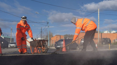 Avanza la repavimentación de Héroes de Malvinas antes de la veda invernal