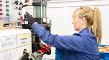 El empleo privado acumuló 14 meses de caída y Tierra del Fuego lideró las bajas en el país