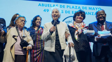 Abuelas de Plaza de Mayo conmemoró 49 años de lucha