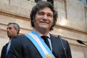 El Gobierno busca controlar los informes que incomodan a Milei