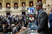 El oficialismo busca avanzar con el Súper RIGI mientras crece la presión por Adorni en Diputados