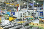 La economía volvió a caer y registró una baja del 1,5% mensual en abril