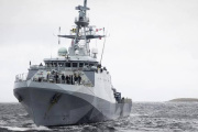 Argentina también denunció a Chile por la asistencia logística al HMS Medway en Punta Arenas