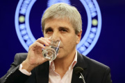 Caputo propuso una ley para castigar a periodistas