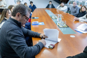 Se firmó el contrato para pavimentar De Los Ñires